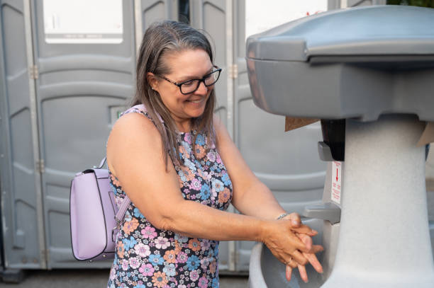 Best Portable restroom trailer rental  in Rialto, CA